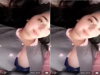 Paki Girl Shows Her Boobs and Pussy