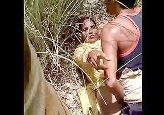 desi bhabi fucked her client in outdoor