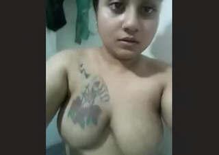 Sexy Sri Lankan Tamil Girl Nude Selfie