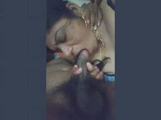 Tamil Mallu Bhabhi Blowjob