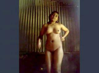 Desi Beautiful Sexy Village Girl Changing And Dancing After Bath