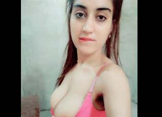 Pakistani beautiful big boobs sexy college babe part 5