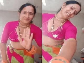 Desi Bhabhi Wearing Cloths