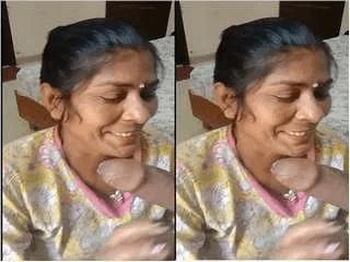 Desi Randi Bahbhi Sucking Dewar Dick Part 1