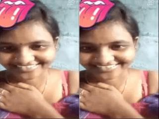 Cute Tamil Girl With Lover