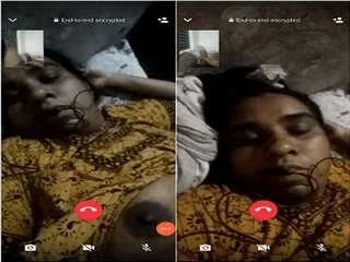 Mallu Bhabhi Showing Her Boobs and Pussy On Video Call Part 1