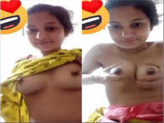 Sexy Bangla Girl Shows Her Boobs on VC