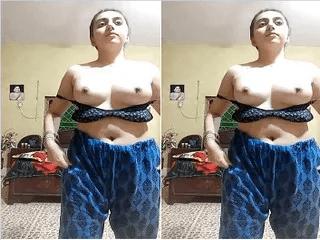 Sexy Paki Girl Shows Her Boobs Part 5