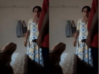 Desi Bhabhi give blowjob