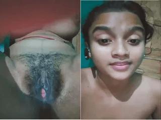 Desi Bangla Girl Shows Her Boobs and Pussy On VC