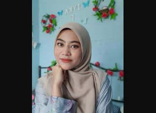 Desi Hijab Tiktok Star & Instgram influencer Mastrubate Videos Part 2