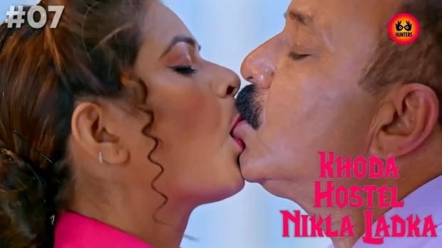 Khoda Hostel Nikla Ladka  S01E07  2023  Hindi Hot Web Series  HuntersApp