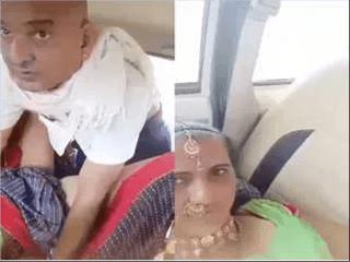 Dewar Bhabhi Fucking In Car