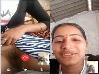 Desi Village Girl Shows her Pussy On VC