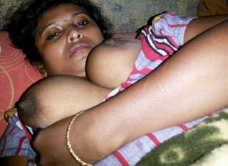 Indian Sexy Boudi 2 NEw clips part 1