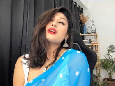 Anna HOT INDIAN BHABHI EROTIC EXPRESSION ON FACE