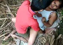 Indian Village Bhabhi Fucked in jungle