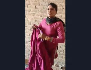 Dewar Bhabhi Caught By Village People while Fucking Part 3