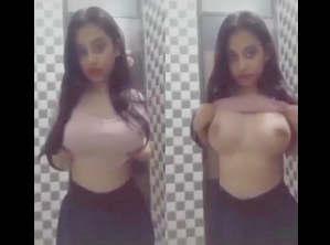 Sexy Indian Girl SHowing For Lover