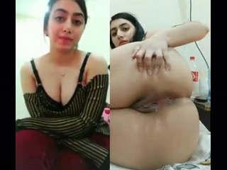 Beautiful Paki Girl Showing 3 more clips part 1