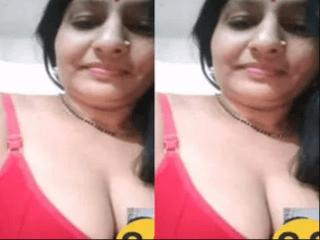 Sexy boudi boobs nude