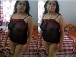 Desi Bhabhi Nude Video Record By Hubby Part 1