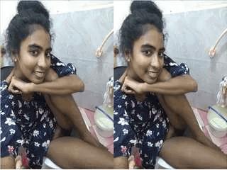 Cute Lankan Girl Showing Her Boobs and Pussy part 1