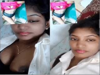 Desi Beauty Full Girl Showing Her Boobs