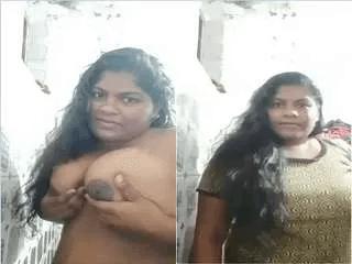 Mallu Girl Showing Her Big Boobs