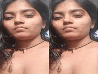 Cute Desi Girl Shows her Boobs and Pussy