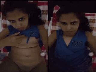 Cute Lankan Girl Shows her Boobs and Pussy