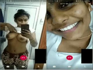 Tamil Girl Shows her boobs on Vc