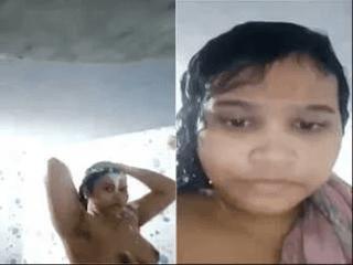 Sexy Desi Girl Shows her Nude Body and Bathing Part 2