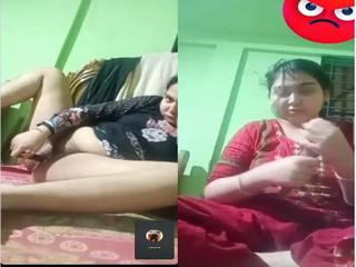 Desi Girl Shows Her Masturbating on VC