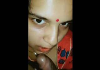 Desi hot newly married wife sucking cock deepthroat