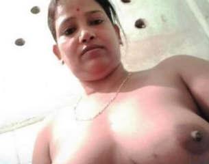 Unsatisfied indian Boudi Fingering Update