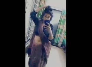 saree hot girl captured vdo for lover