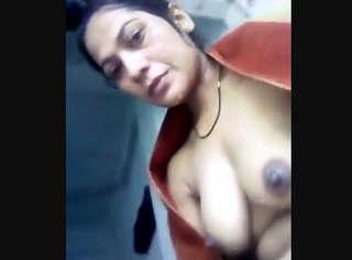 Cute Desi Girls Showing Her Boobs And Pussy