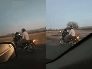 Desi Lover Fucking While Ridding Bike