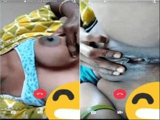 Telugu Bhabhi Showing Her Boobs and Pussy On Video Call