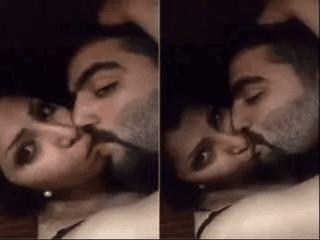 Sexy Desi Girl Blowjob and Fucked