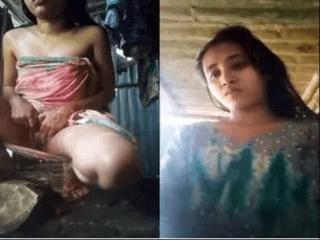 Cute Bangla Girl Showing Her Pussy