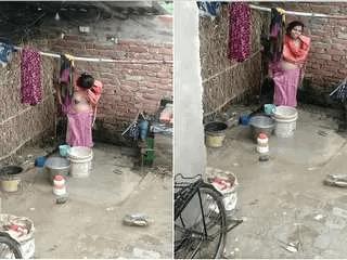 Desi Bhabhi Outdoor Bathing Part 2