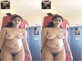 Sexy Telugu Bhabhi Showing Her Boobs and Pussy