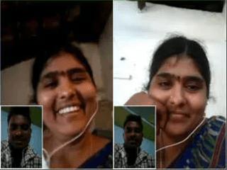 Desi Telugu Bhabhi Shows her Pussy To Lover On Video Call