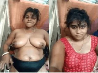 Horny Boudi Shows her Big Boobs and Wet Pussy