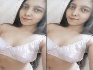 Cute Bangla Girl Shows her Boobs and Pussy part 1