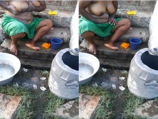 Bhabhi Outdoor bathing