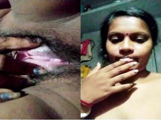 Desi Bhabhi Shows Her Boobs and Pussy part 6