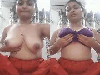 Sexy Bengali Girl Shows Her Nude Body and Fingering Part 4